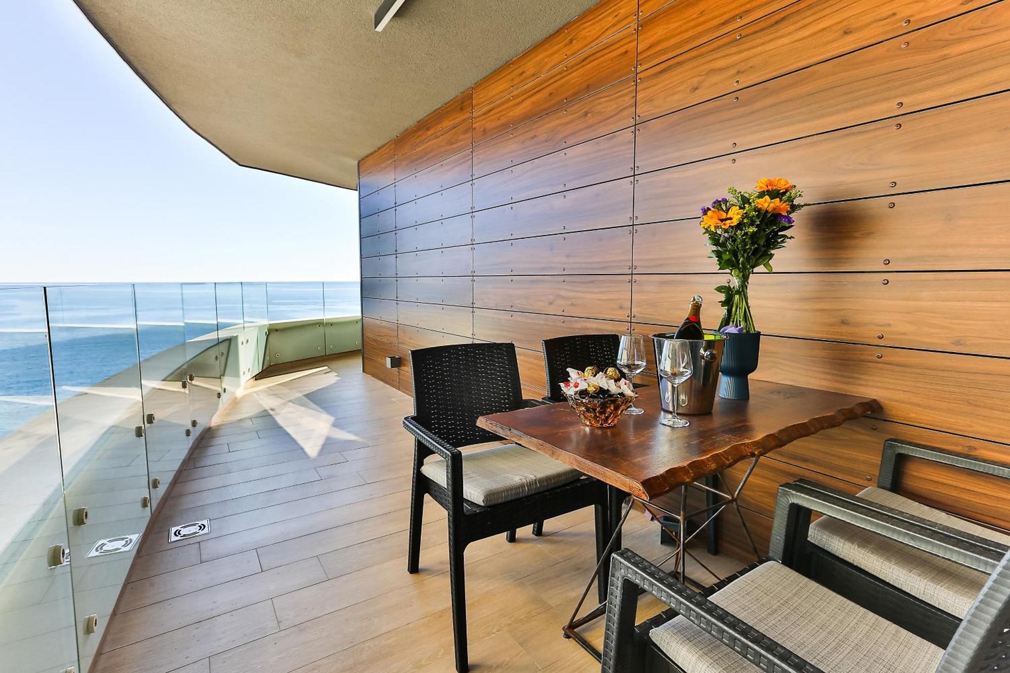 Maresia Boutique Suites Budva Exterior foto