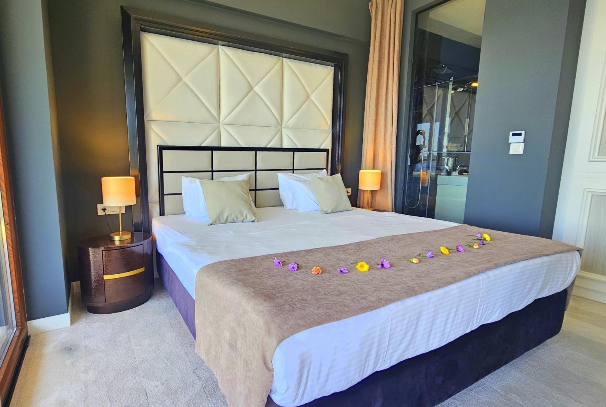 Maresia Boutique Suites Budva Exterior foto