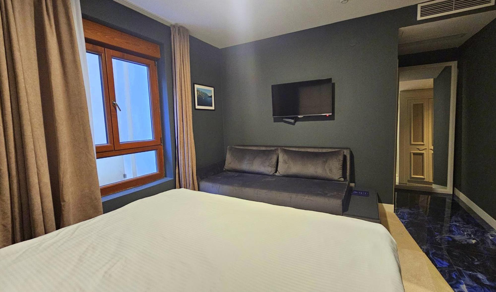 Maresia Boutique Suites Budva Exterior foto